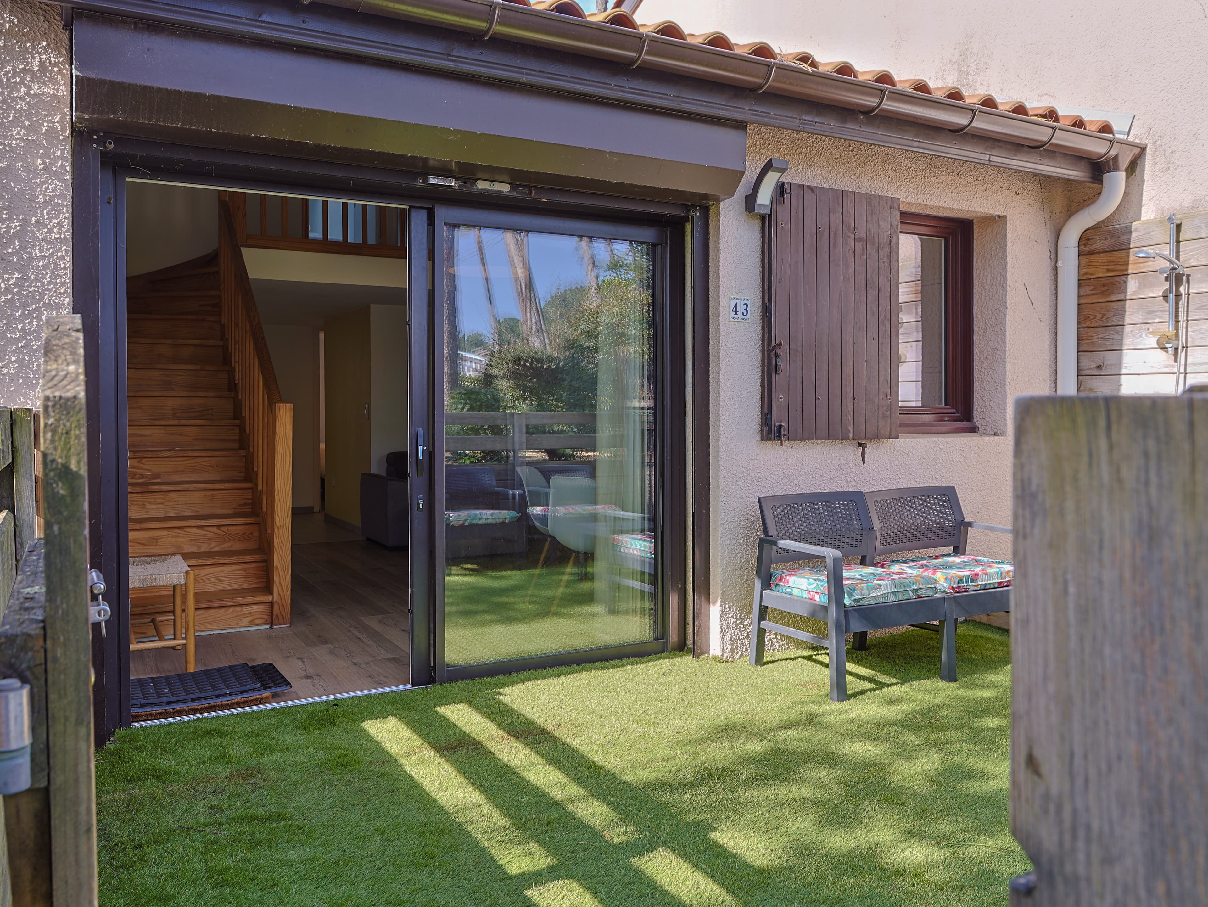 013 HDR 25